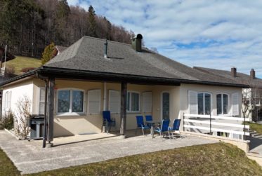 Villa d'exception à Sainte-Croix avec multiples possibilités d'aménagement