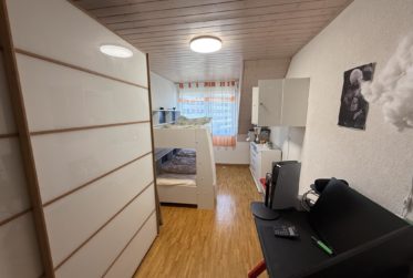 Spacieux triplex 5.5 pièces avec balcon et parking à Renens