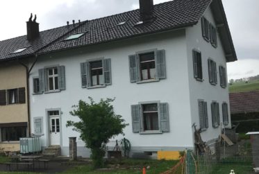 Appartement de 4.5 pièces avec jardin et place de parc