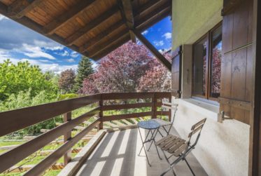 Villa familiale entièrement rénovée avec jardin et vue dégagée - Epalinges