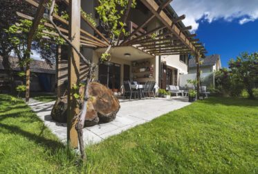 Villa familiale entièrement rénovée avec jardin et vue dégagée - Epalinges