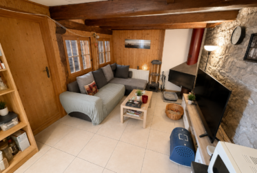 Maison villageoise de caractère à Daillens, 6.5 pièces / 180 m²