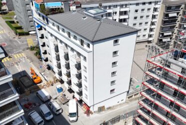 Fribourg : 3.5 pièces entièrement rénové, 88 m² et deux balcons