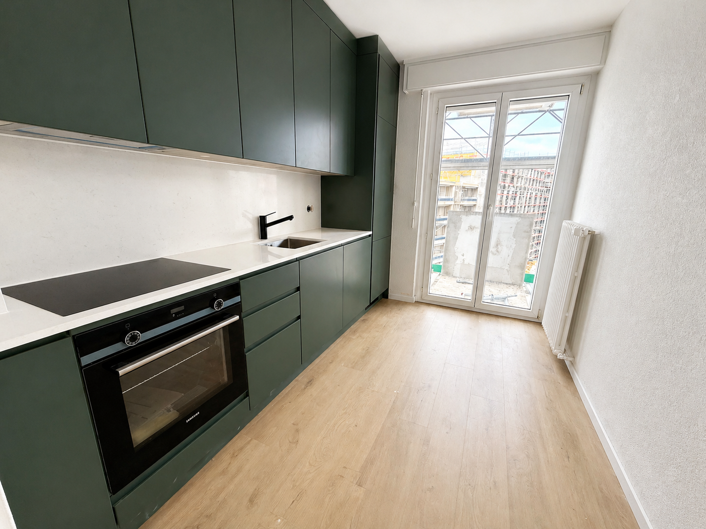 Fribourg, Pérolles : 3.5 pièces rénové et deux balcons